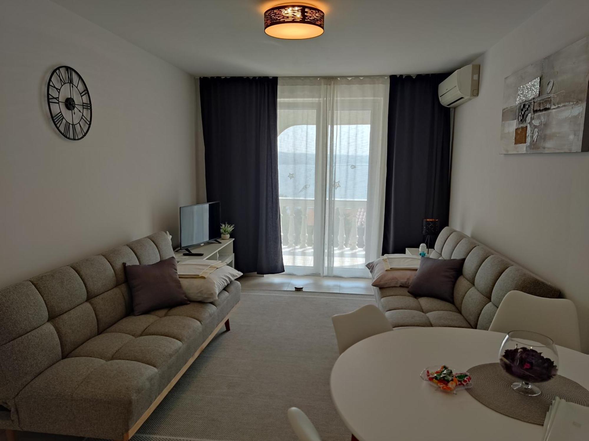 Panaramico Superior Lili With Sea View In Apartamento Dramalj