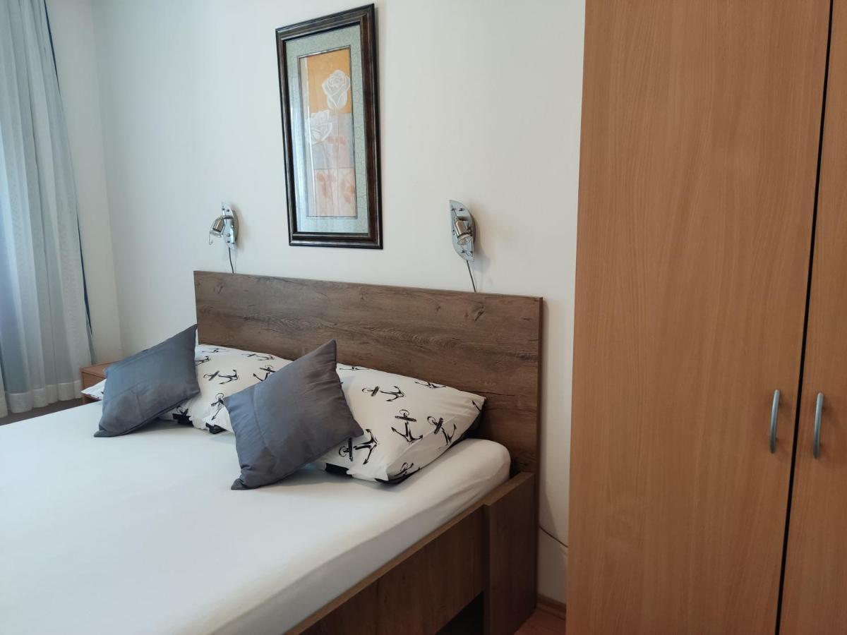 Apartment Panaramico Superior Apartments Lili With Sea View In Dramalj