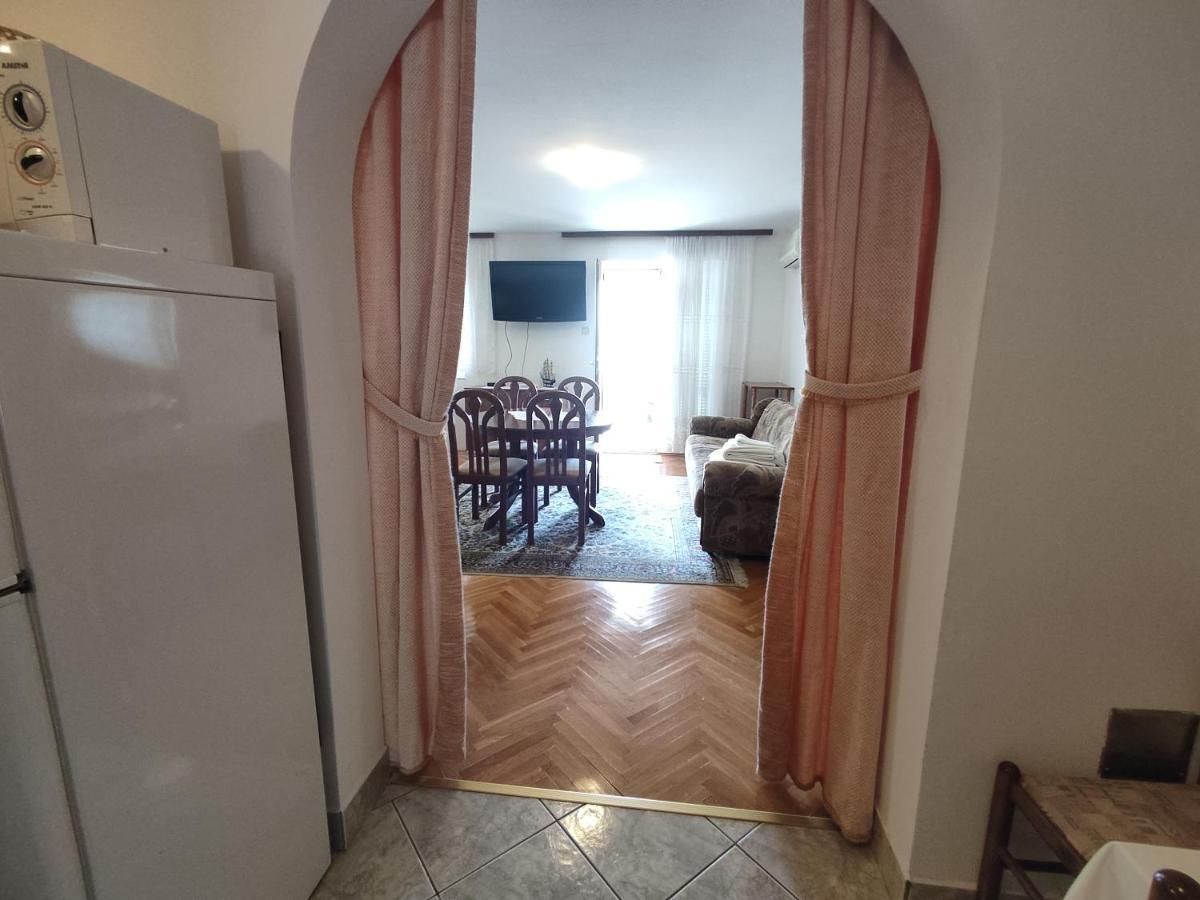 Apartment Panaramico Superior Apartments Lili With Sea View In Dramalj *